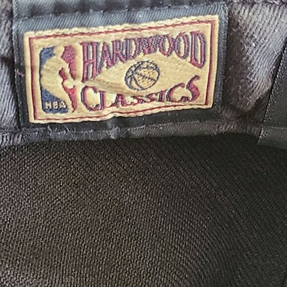 New Era Miami Heat hat, baseball cap, 59fifty,  size 7 1/8 - Picture 5 of 5